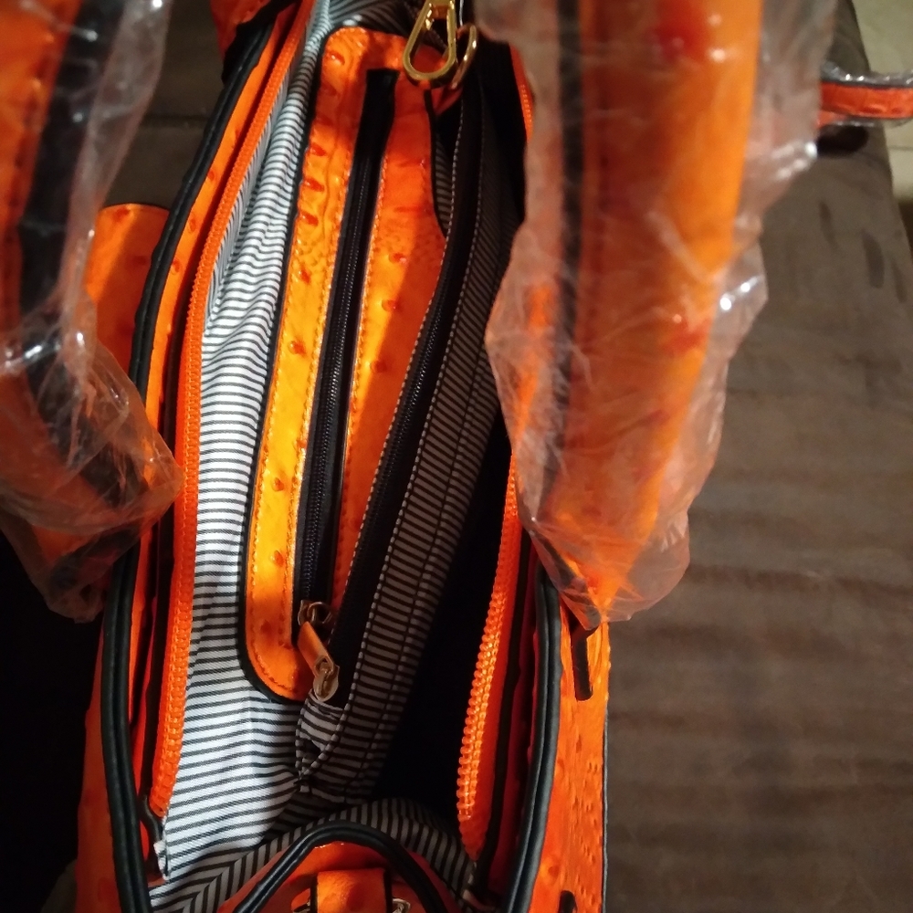 Purse - Picture 4 of 4